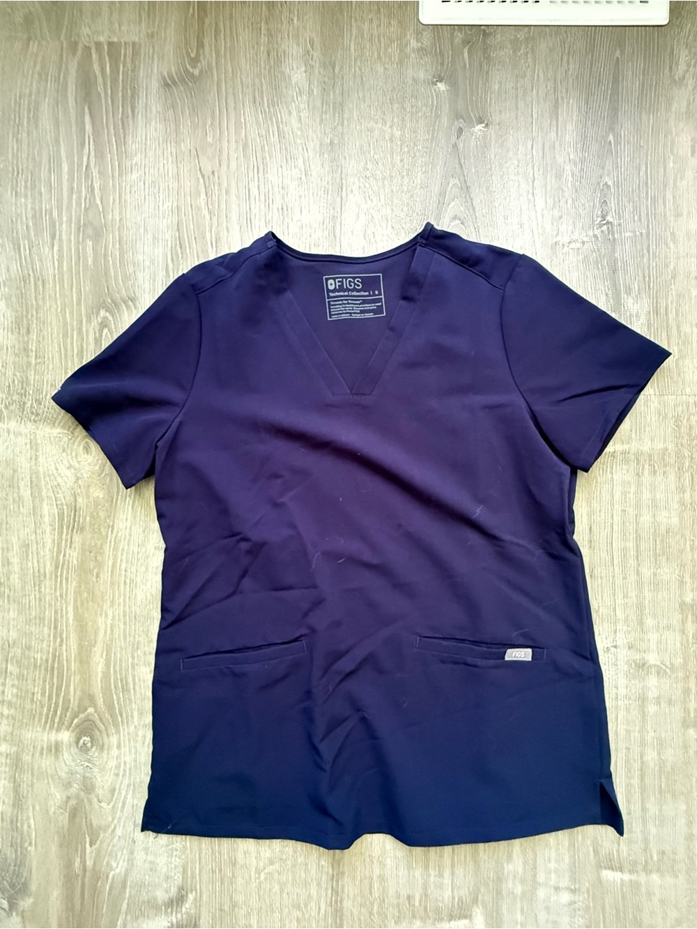 FIGS Women's V-Neck Scrub Top in Navy